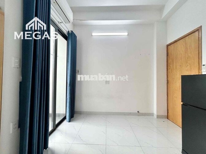 Trống Sẵn Studio Ban Công Full Đồ Siêu Thoáng Ngay GigaMall
