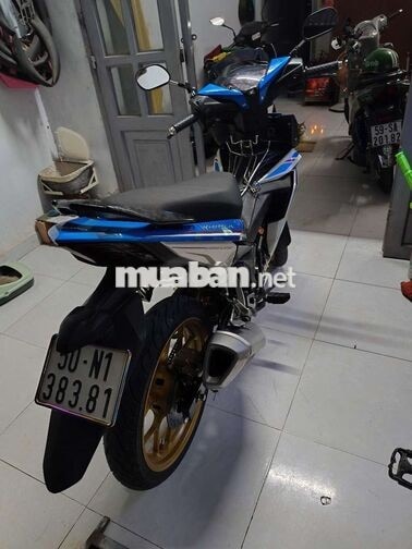 Honda Winner 2018 trắng xanh