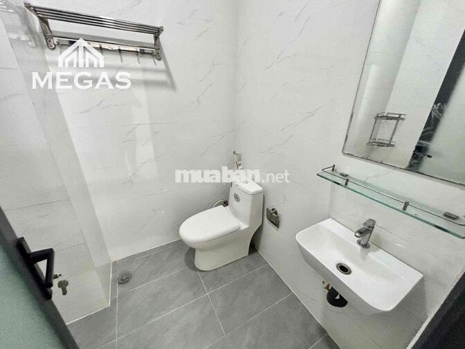 Trống Sẵn Studio Ban Công Full Đồ Siêu Thoáng Ngay GigaMall