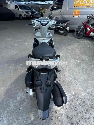 bán Honda Airblade 125 Fi màu xám đen đời 2015