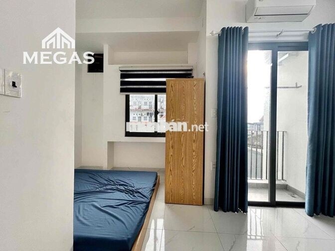 Trống Sẵn Studio Ban Công Full Đồ Siêu Thoáng Ngay GigaMall