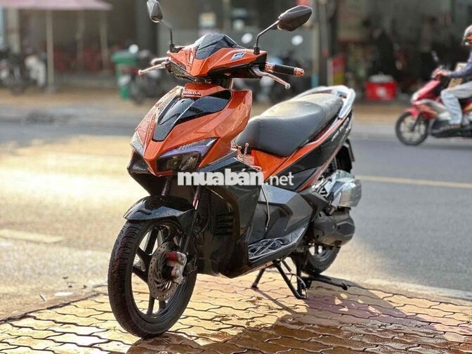 🎾💕 Honda Air Blade 2016 cam đen , 1 chủ kí giấy