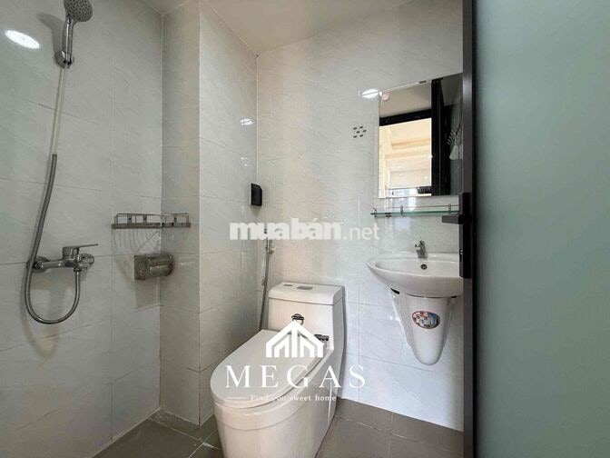 Trống Sẵn Studio Full Đồ MG Riêng Siêu Thoáng Mát Ngay Cầu Bình Lợi