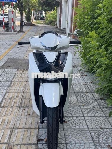 Honda SH 125 2026 màu Trắng bs 43