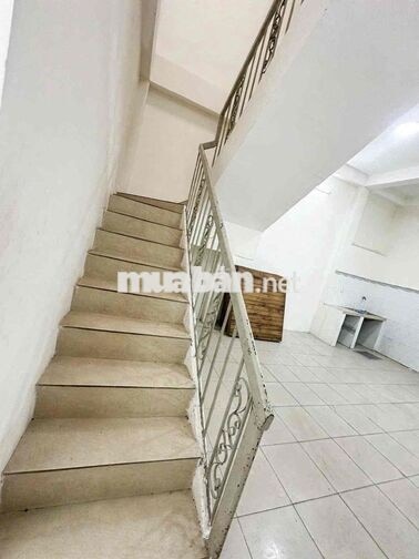CHO THUÊ NHÀ MẶT TIỀN PHẠM VĂN BẠCH TÂN BÌNH GẦN GÒ VẤP