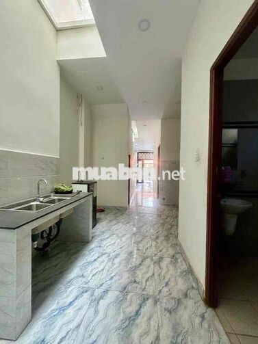 NHÀ FULL NỘI THẤT HIỆN ĐẠI SIÊU ĐẸP GẦN TRƯỜNG DƯƠNG CONG KHI HOC MON