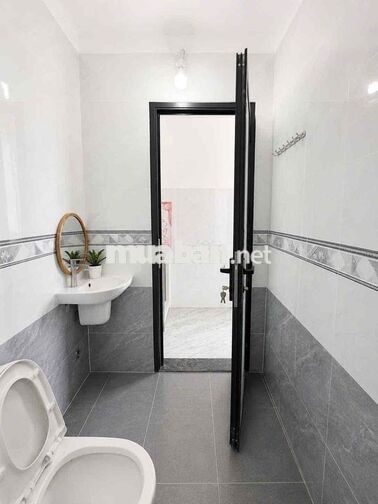 phòng trọ mới xây ngay ký túc xá khu B làng Đại Học Quốc Gia