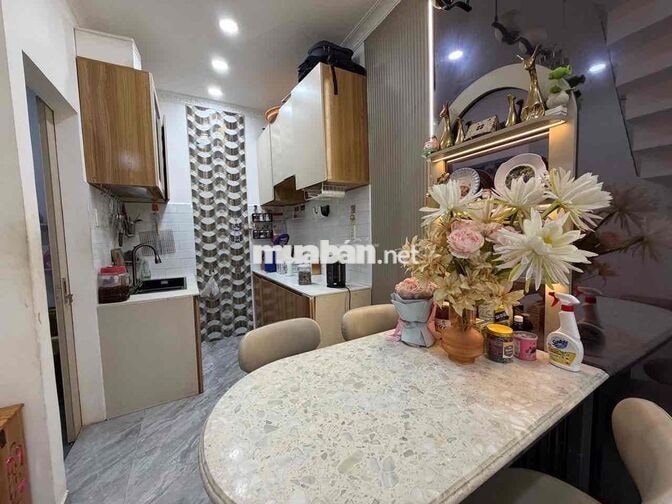 🔥 PHẠM VĂN CHIÊU –27.5m² – CHỈ nhĩnh 3 TỶ – NHÀ MỚI 2 TẦNG 🔥  🏠 Hẻm 3m