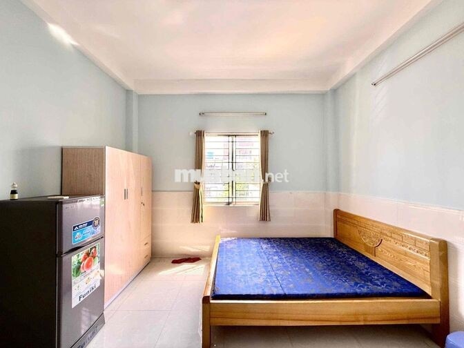 Giá Siêu Rẻ!! Cho Thuê Studio 20m2 Cửa Sổ Ngay Cao Thắng Viettel Q10