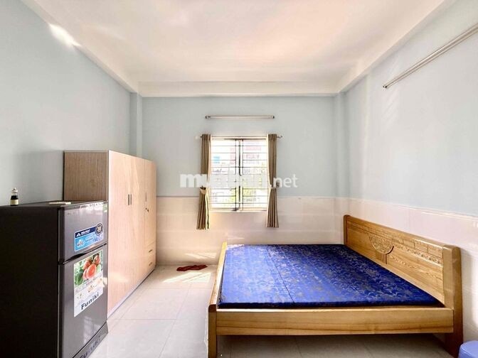Cho Thuê Căn Hộ Cửa Sổ Full Nội Thất Rộng 25m2 Ngay Cao Thắng Q10