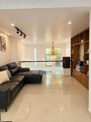 Chính chủ bán nhà hẻm 601/ CMT8 Q.10 - hẻm thông - 53m2 đất - chỉ 8,8T