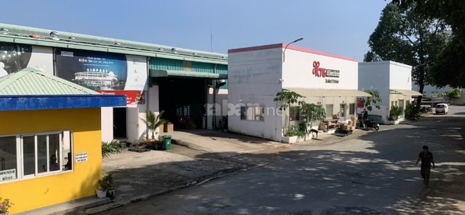 Cho thuê kho 2550m2 + VP tại Tam Bình, Dĩ An bãi rộng PCCC tự động