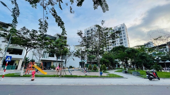 Nhà phố 3 tầng đối diện công viên - KĐT VCN Phước Long 1, Nha Trang