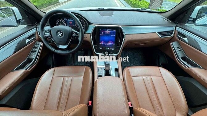 VinFast Lux SA 2021 Premium 121811 km Trắng
