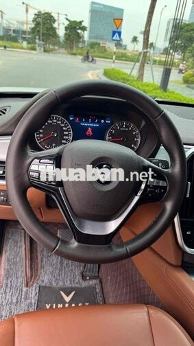 VinFast Lux SA 2021 Premium 121811 km Trắng