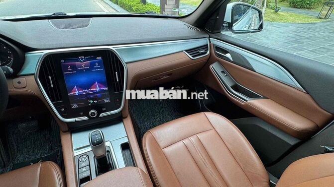 VinFast Lux SA 2021 Premium 121811 km Trắng