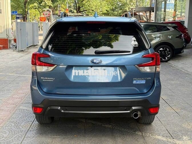 Subaru Forester 2022 2.0i-L 20.000 km xanh