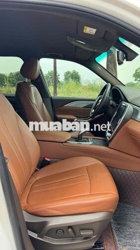 VinFast Lux SA 2021 Premium 121811 km Trắng