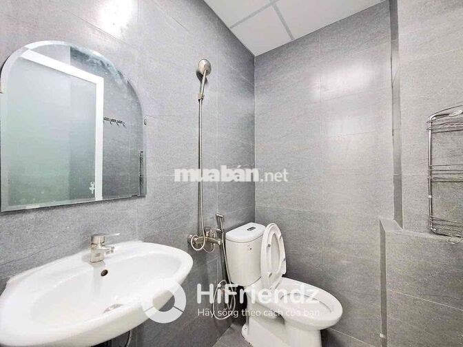 Phòng mới xây sẵn máy lạnh ngay Lê Trọng Tấn | HUIT