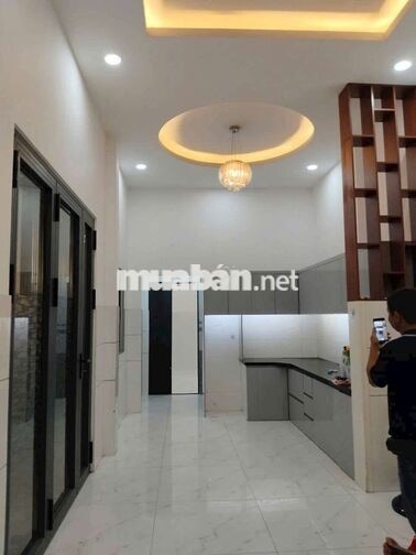 ✅Oto Đậu Trong nhà KDC Nam Hùng Vương Bình Tân 