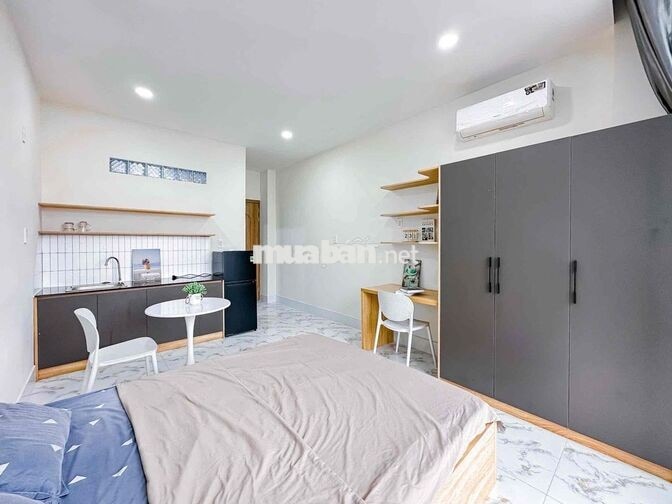 Căn hộ mới 100% ban công 38m2 máy giặt riêng ngay Trường Sa giáp Q1,3