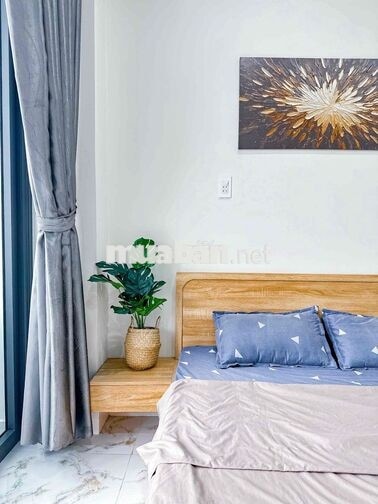 Căn hộ mới 100% ban công 38m2 máy giặt riêng ngay Trường Sa giáp Q1,3