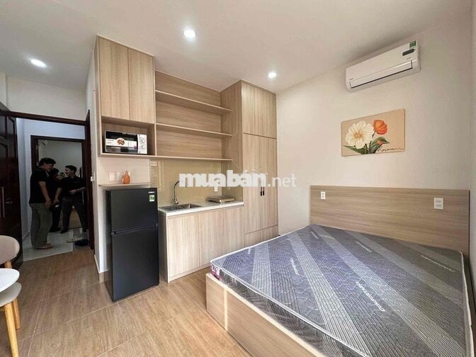 Căn hộ ban công mới 100% ngay Lê Văn Sỹ - Phú Nhuận giáp Quận 3