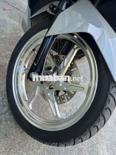 Honda Air Blade 125cc xám đỏ