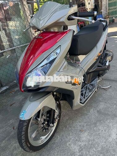 Honda Air Blade 125cc xám đỏ