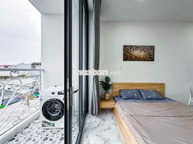 Căn hộ mới 100% ban công 38m2 máy giặt riêng ngay Trường Sa giáp Q1,3