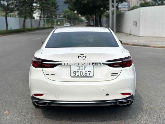 MAZDA 6 2022 2.0PREMIUM TCCC 4 VẠN KM TRẮNG