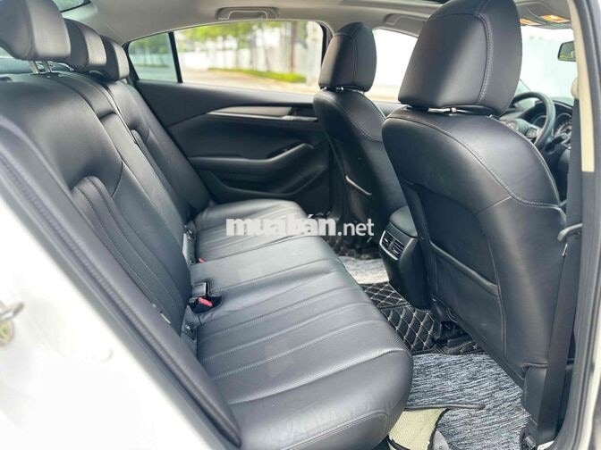 MAZDA 6 2022 2.0PREMIUM TCCC 4 VẠN KM TRẮNG