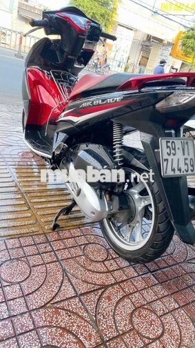 Honda Air Blade 125 2013 đỏ đen