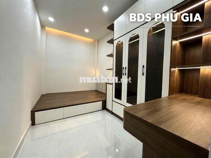 Nhà Mới Hoàn Thiện Có 3 Phòng Ngù, Sổ Riêng Chuẩn Chỉnh