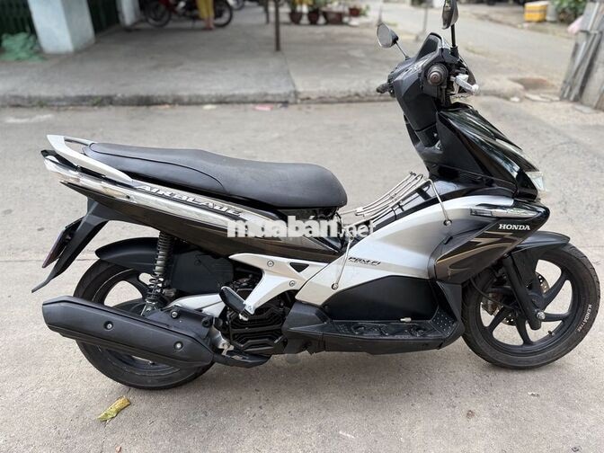 Honda Air Blade 2010 Đen bạc Fi phun xăng Máy zin