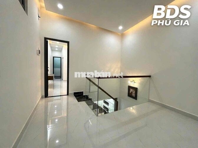 Nhà Mới Hoàn Thiện Có 3 Phòng Ngù, Sổ Riêng Chuẩn Chỉnh