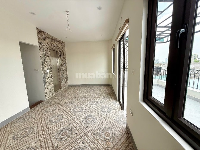 Tôi chính chủ bán nhà 60m, 6 tầng, mặt tiền 8m, nhà để được 2 ô tô