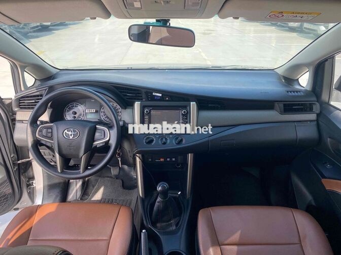 Toyota Innova 2017 2.0E MT 89.000km Bạc