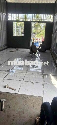 bán đất tặng nhà mua là ở liền