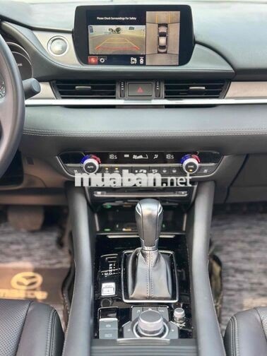 MAZDA 6 2022 2.0PREMIUM TCCC 4 VẠN KM TRẮNG