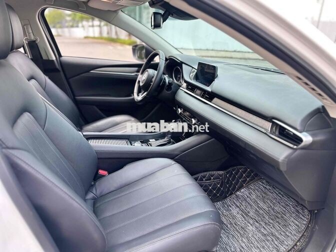 MAZDA 6 2022 2.0PREMIUM TCCC 4 VẠN KM TRẮNG