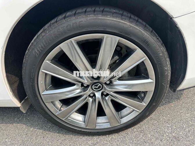MAZDA 6 2022 2.0PREMIUM TCCC 4 VẠN KM TRẮNG