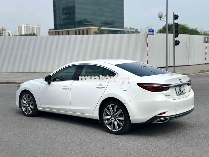 MAZDA 6 2022 2.0PREMIUM TCCC 4 VẠN KM TRẮNG