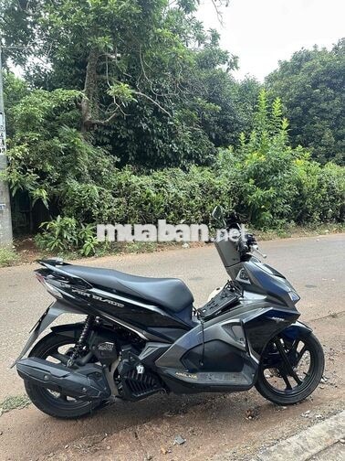 Honda Air Blade Xám đen