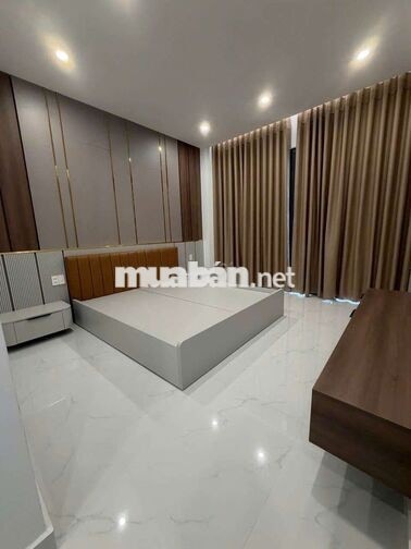 Bán nhà 5 tầng HXH Nguyễn Tiểu La - Khu VIP- Sổ Hồng sẵn, vừa ở vừa KD