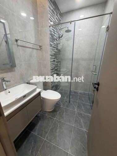 Bán nhà 5 tầng HXH Nguyễn Tiểu La - Khu VIP- Sổ Hồng sẵn, vừa ở vừa KD
