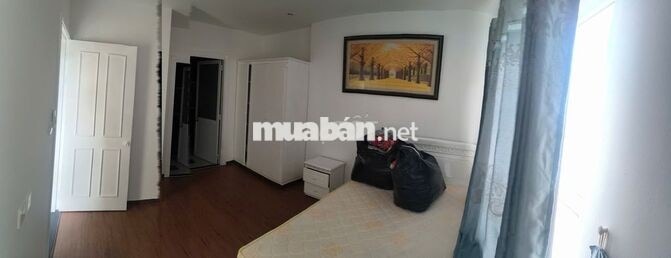 Chung cư Miếu nổi 56m2 2pn Bancong view sông