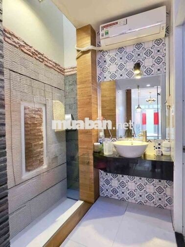 Sát mặt tiền Nguyễn Đình Chiểu - 3 Tầng -4 PN- vừa ở vừa kD online