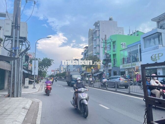 Mặt Tiền Bà Hom - Gần Chợ Phú Lâm, Phường 13, Quận 6. 