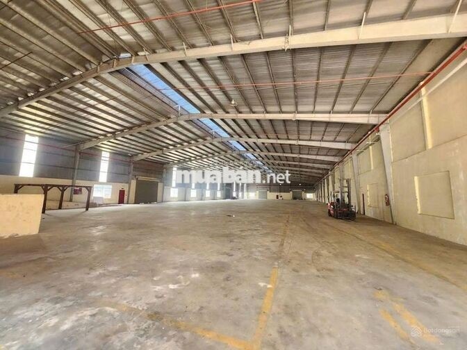 Cho Thuê 10.800m2 Nhà Xưởng Trung Tâm Bến Cát Bình Dương Giá 2.6$/m2